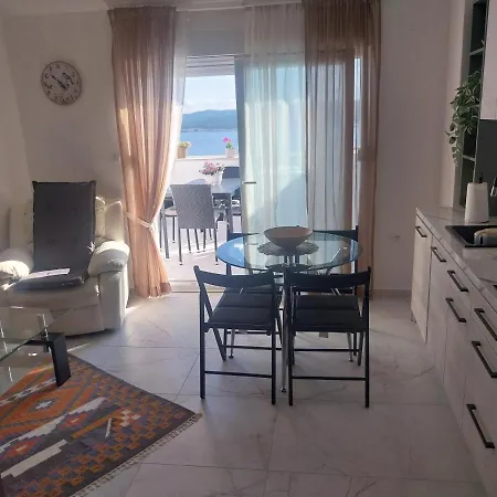Apartment Nenad *