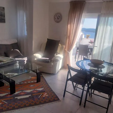Nenad Apartment